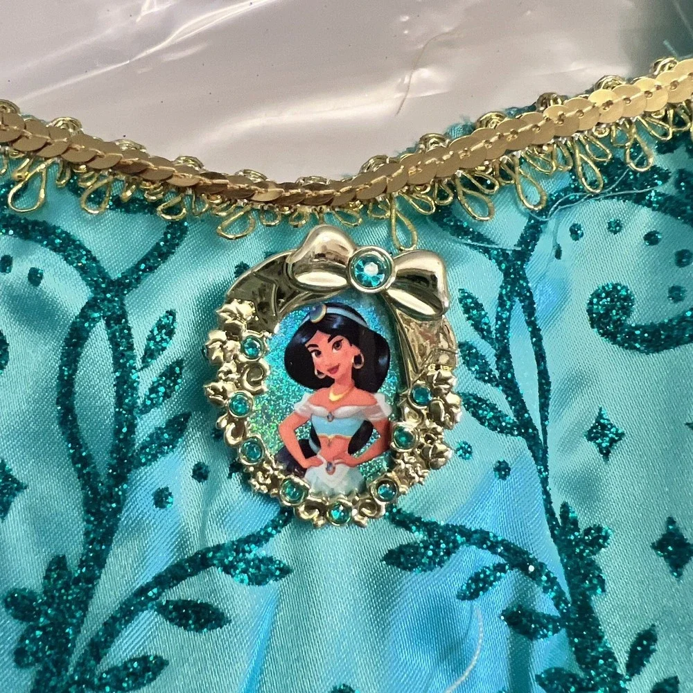 NWT Disney Princess Aladdin Jasmine Small 4-6x Deluxe Light-Up Halloween Costume